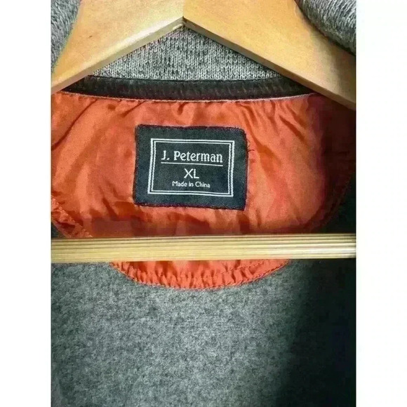 EUC J. Peterman Gray Full Zip Sweater Men’s XL Black Trim on Sleeves and Collar - Picture 8 of 8